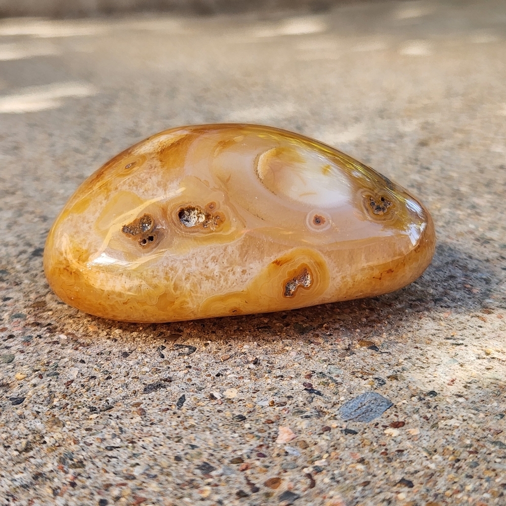 Polished Carnelian Palm Crystal Stone